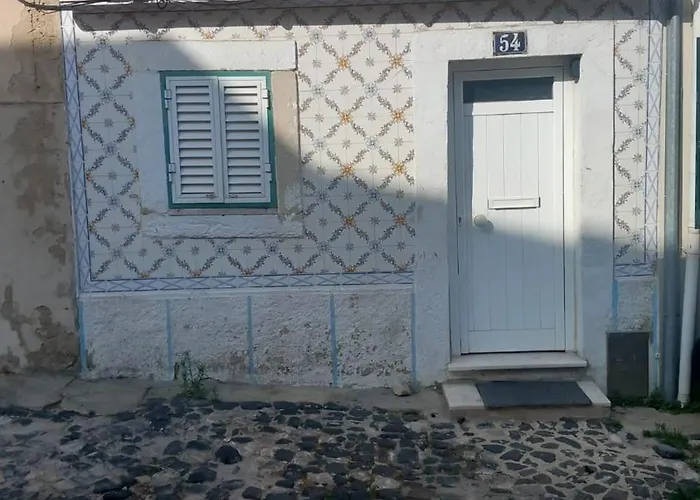 Alvito - Comfortable With Private Bathroom Quarto em Acomodações Particulares